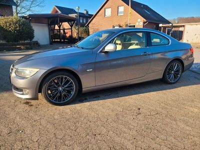 BMW 325