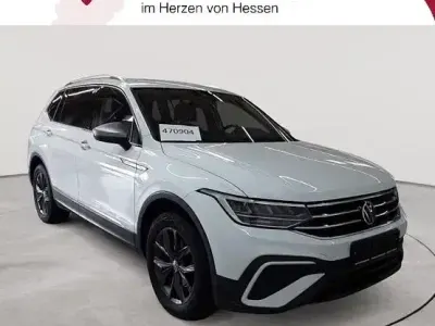 Gebraucht VW Tiguan Allspace Life 150 PS (110 kW) 2023 Pure white SUV