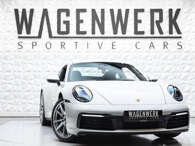 Porsche 911 Carrera