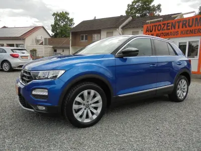 Gebraucht VW T-Roc 150 PS (110 kW) 2022 Blau SUV