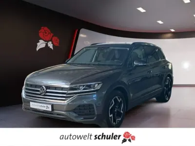 Gebraucht VW Touareg Basis 231 PS (169 kW) 2024 Quarzitgrau SUV