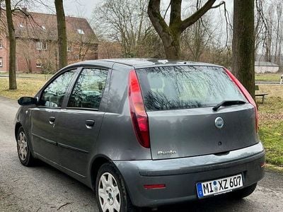 Gebraucht Fiat Punto 60 PS (44 kW) 2005 Grau Kleinwagen