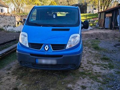 Begagnad Renault Traffic 115 HK (84 kW) 2008 Blå Minibuss