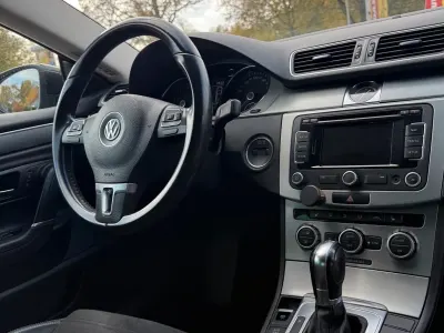 Gebraucht VW Passat 160 PS (117 kW) 2012 Schwarz Coupé