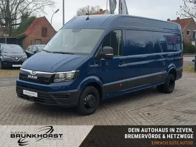 Second-hand MAN TGE 177 CP (130 kW) 2022 Albastru Van