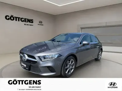 Gebraucht Mercedes A180 Business 136 PS (100 kW) 2020 Grau Limousine