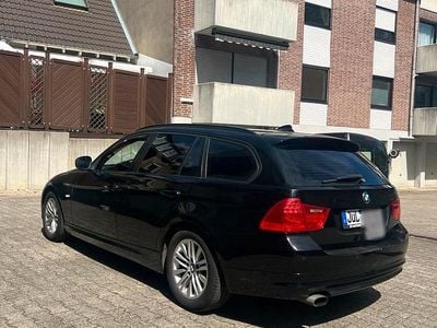 Używany BMW 320 163 KM (119 kW) 2010 Czarny Kombi