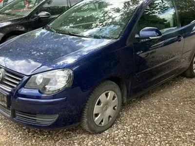Gebraucht VW Polo Comfortline 75 PS (55 kW) 2006 Blau Kleinwagen