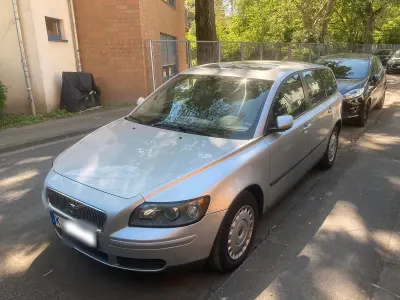 Gebraucht Volvo V50 123 PS (90 kW) 2005 Silber Kombi
