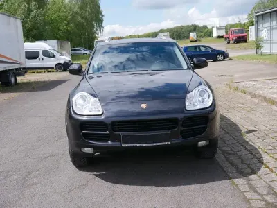 Używany Porsche Cayenne Basis 250 KM (183 kW) 2006 Czarny SUV