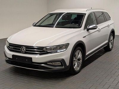 Pure white Gebraucht 2021 VW Passat Alltrack Kombi | 27.940 € (Fairer Preis)