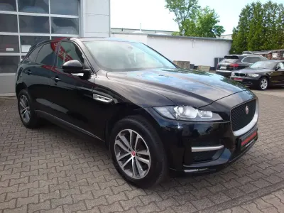 Gebraucht Jaguar F-Pace 179 PS (131 kW) 2018 Narvik black SUV