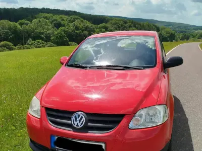 Gebraucht VW Fox 2009 Rot Kleinwagen