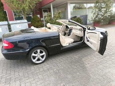 Usata Mercedes CLK280 Elegance 231 CV (169 kW) 2008 Blu Cabrio