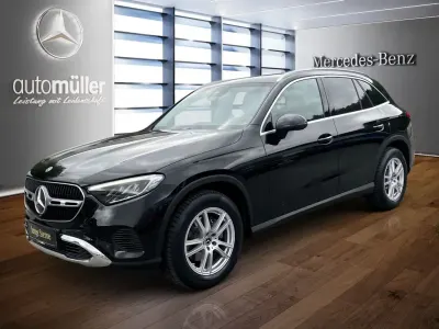 Gebraucht Mercedes GLC200 Avantgarde 204 PS (150 kW) 2024 Schwarz SUV