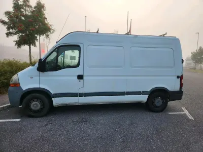 Gebraucht Renault Master 120 PS (88 kW) 2010 Weiß Limousine