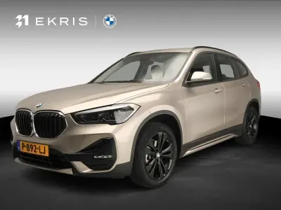 Używany BMW X1 Sport Line 136 KM (100 kW) 2022 Szary SUV