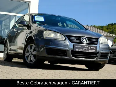 Brugt VW Jetta Trendline 105 HK (77 kW) 2008 Grå Sedan