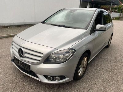 Mercedes B180
