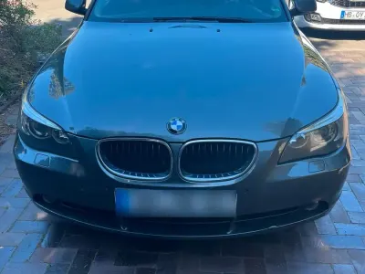 Usata BMW 530 273 CV (200 kW) 2004 Grigio Berlina