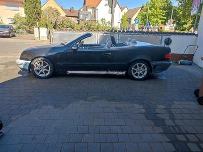 Mercedes CLK320