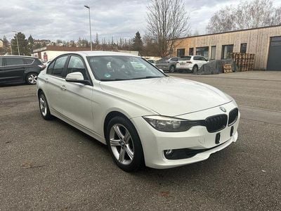 Gebraucht BMW 328 Sport Line 245 PS (180 kW) 2014 Weiß Limousine