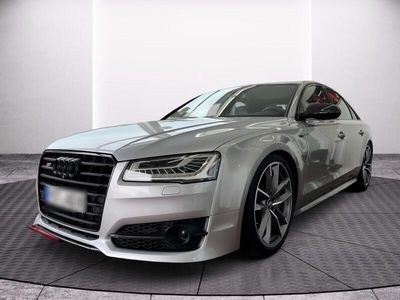 Audi S8 plus