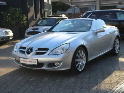 Gebraucht Mercedes SLK280 231 PS (169 kW) 2006 Silber Cabrio