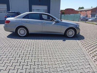 Mercedes E220
