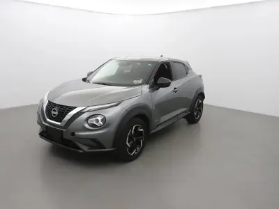 Gebraucht Nissan Juke N-Connecta 95 PS (69 kW) 2024 Grau (gris metalizado) SUV