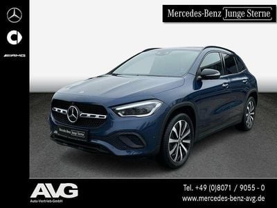 Blau Gebraucht 2022 Mercedes GLA250 Progressive SUV | 32.800 € (Fairer Preis)