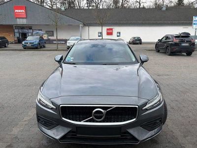 Usata Volvo V60 Momentum 150 CV (110 kW) 2018 Grigio Station wagon