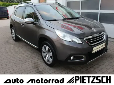 Gebraucht Peugeot 2008 Allure 110 PS (80 kW) 2016 Grau SUV