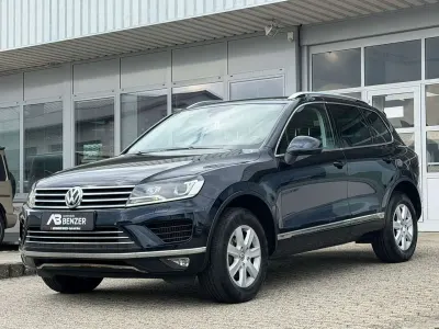 Używany VW Touareg Terrain Tech 262 KM (192 kW) 2015 Niebieski SUV