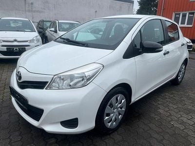 Gebraucht Toyota Yaris Cool 99 PS (72 kW) 2012 Weiß Kleinwagen