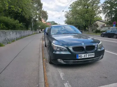 Gebraucht BMW 525 Sport Line 218 PS (160 kW) 2007 Grün Limousine