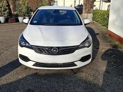 Weiß Gebraucht 2021 Opel Astra Limousine | 14.999 € (Fairer Preis)