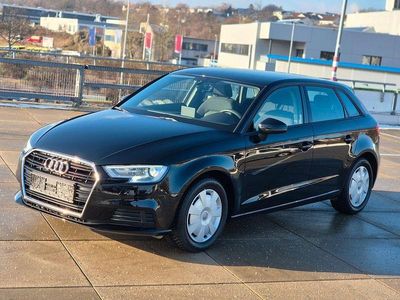 Gebraucht Audi A3 Comfort 150 PS (110 kW) 2016 Brillantschwarz Limousine