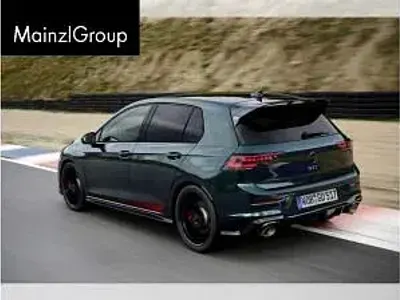Nuova VW Golf Edition 325 CV (239 kW) 2026 Verde Coupé