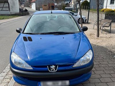 Gebraucht Peugeot 206 75 PS (55 kW) 2001 Blau Kleinwagen