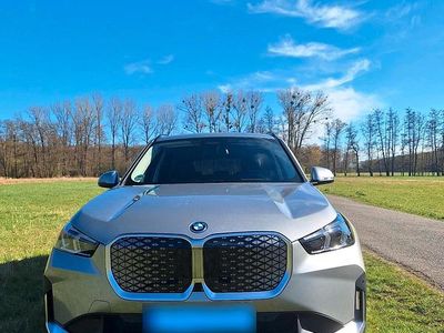 Neu BMW iX1 150 kW (204 PS) 2025 Silber SUV