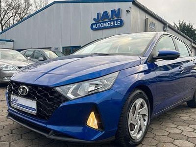 Gebraucht Hyundai i20 101 PS (74 kW) 2021 Blau Kleinwagen