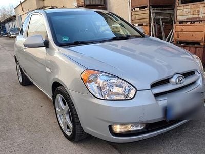 Gebraucht Hyundai Accent 97 PS (71 kW) 2007 Grau Kleinwagen