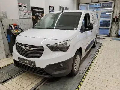 Używany Opel Combo-e Life Edition 100 kW (136 KM) 2022 Biały Kombi