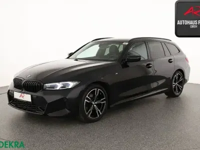 Gebraucht BMW 318 M Sport 156 PS (114 kW) 2023 Black sapphire Kombi
