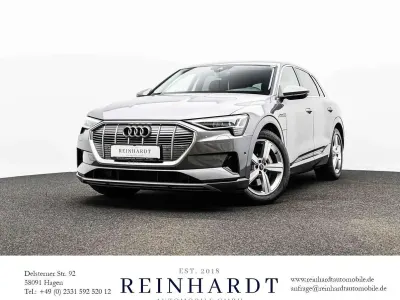 Używany Audi e-tron Advanced 300 kW (408 KM) 2022 Szary SUV