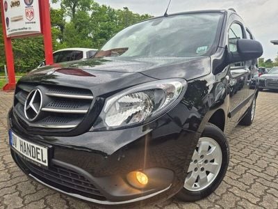 Gebraucht Mercedes Citan 111 Edition 116 PS (85 kW) 2019 Dravitschwarz metallic Kombi