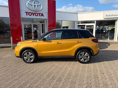 Usata Suzuki Vitara Comfort 129 CV (94 kW) 2021 Oro SUV