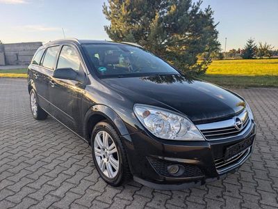 Gebraucht Opel Astra 116 PS (85 kW) 2008 Schwarz Kombi