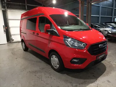 Gebraucht Ford Transit Custom Trend 131 PS (96 kW) 2019 Rot Van